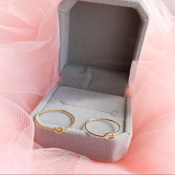 Knot Promise Ring - Picture 4 of 5